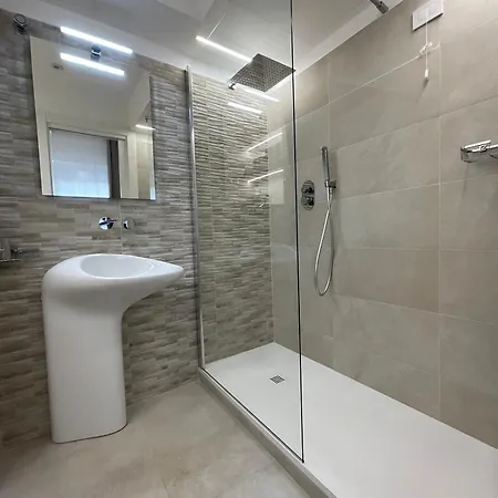 Bilocale San Giovanni Design Apartament Apartment