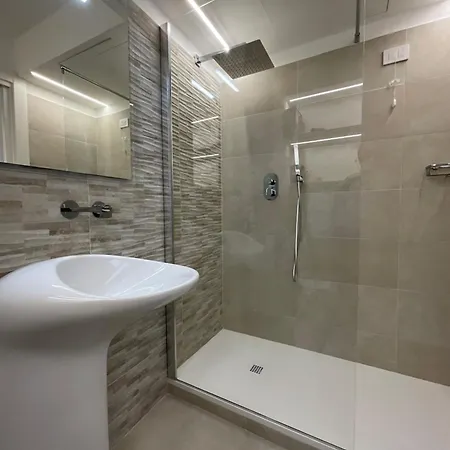 Apartment Bilocale San Giovanni Design Apartament